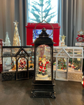Lanterna Natalina com Neve e Luz - Design Retrô